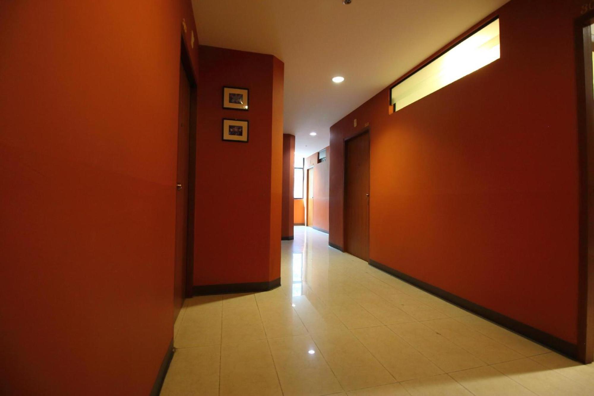 Super Oyo 484 Pannee Residence Khaosan Sha Plus Bangkok Zewnętrze zdjęcie